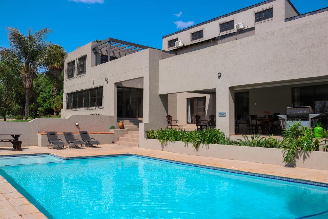 Отель Fair Glen Kyalami Экстерьер фото